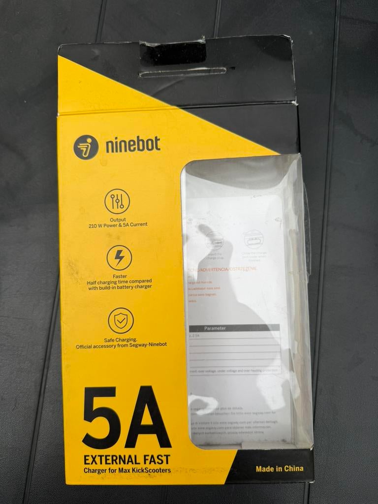 Ninebot segway fast charger, Ophalen, Zo goed als nieuw