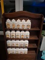 Étagère à épice avec 20 pots en porcelaine, Antiquités & Art, Enlèvement ou Envoi