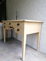 Antiek houten bureautje, Ophalen