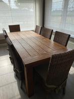 Tafel in hardhout 2200 x 1000+ 8 rieten stoelen met kussens, Huis en Inrichting, Complete eetkamers, Ophalen, Zo goed als nieuw