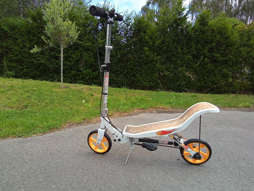 Step wipwap space scooter rockboard, Vélos & Vélomoteurs, Trottinettes, Enlèvement, Comme neuf, Step simple, SPACE SCOOTER Rockboard