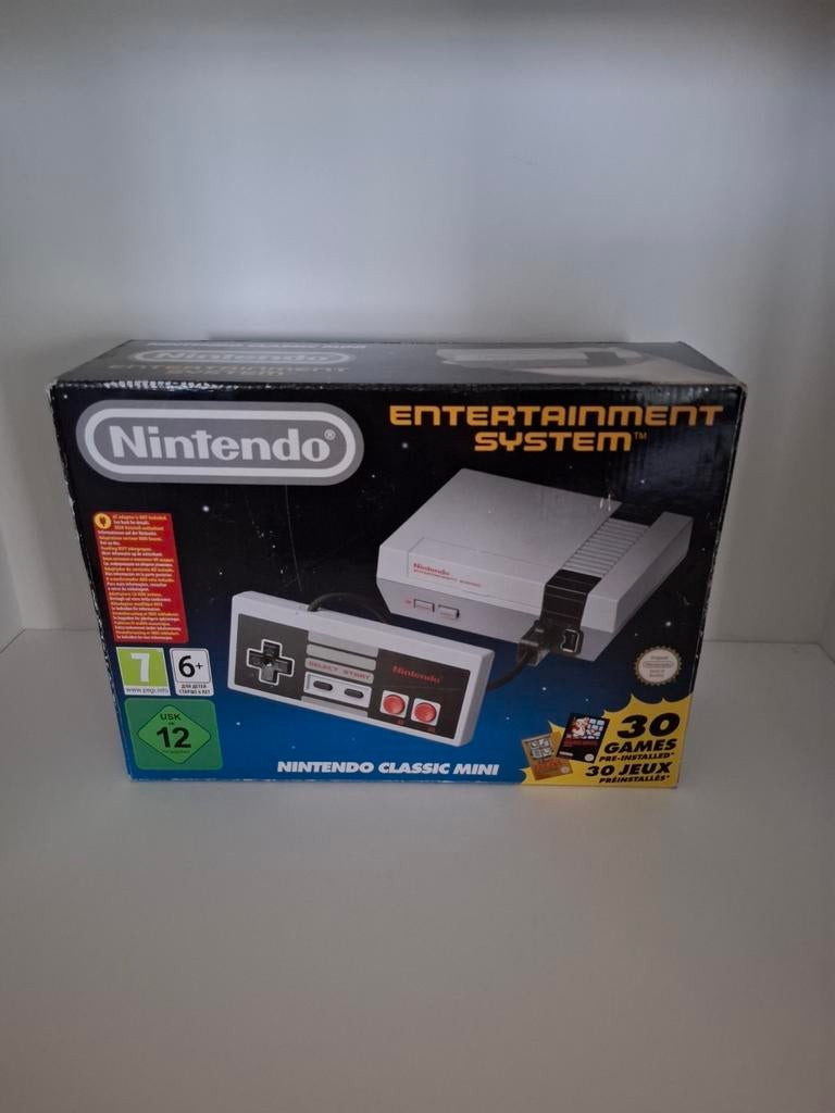 Nintendo Classic Mini NES – Nieuwstaat – Compleet in doos, Games en Spelcomputers, Spelcomputers | Nintendo NES, Ophalen