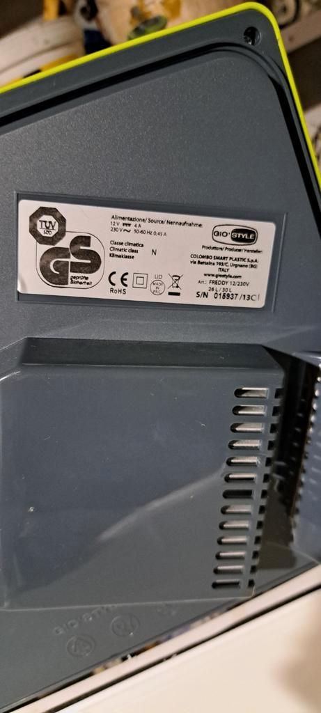 GLACIÈRE 220V ET 12V, Caravans en Kamperen, Koelboxen, Ophalen