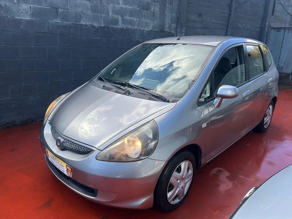 Honda jazz 1.4 ess airco avec contrôle 2900€, Auto's, Bedrijf, Elektrisch, Te koop