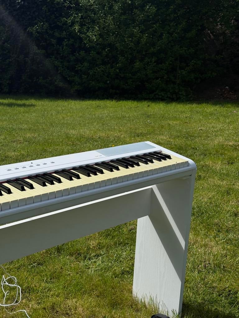 Fazley FSP-200-W White (Witte digitale piano), Musique & Instruments, Pianos, Utilisé, Piano, Blanc, Digital, Enlèvement
