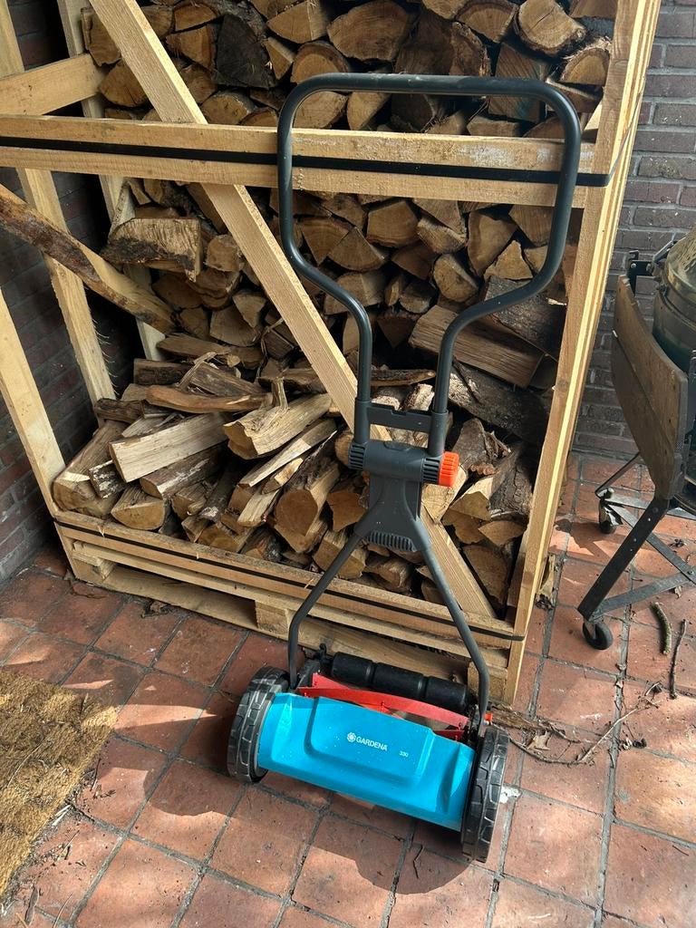 Duwgrasmaaier, Tuin en Terras, Ophalen, Zo goed als nieuw