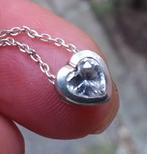 Hérité. Collier ancien avec pendentif., Envoi