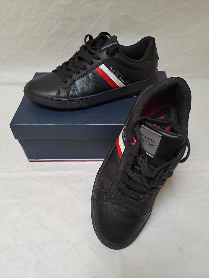 Baskets basses Tommy Hilfiger, Kleding | Heren, Schoenen, Zo goed als nieuw, Sneakers, Zwart, Ophalen