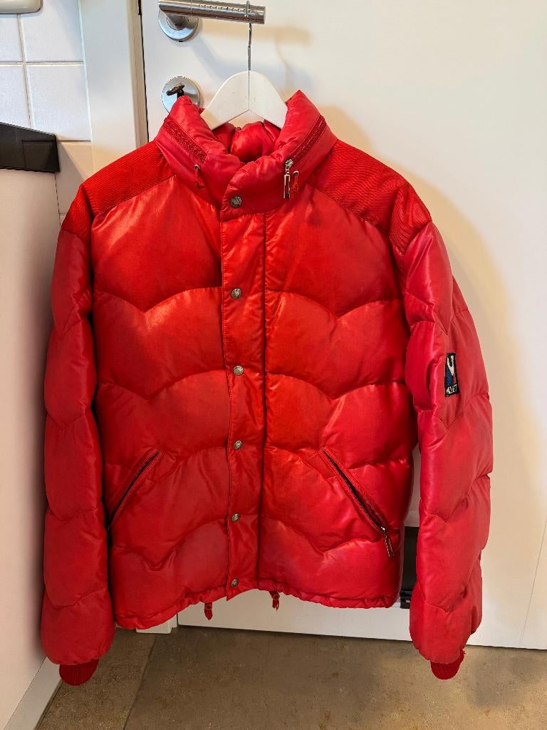 Millet jas in goede staat, Kleding | Dames, Jassen | Winter, Gedragen, Maat 42/44 (L), Rood, Ophalen