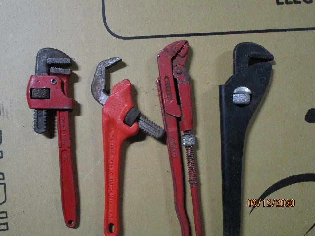 Diverse grote tangen, Ophalen, Zo goed als nieuw