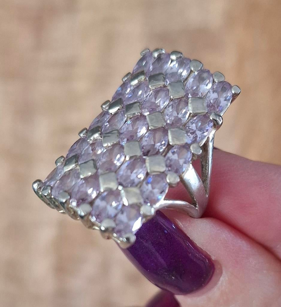 Jolie bague pavé argent et lila T50, Enlèvement ou Envoi, Plus petit que 17, Comme neuf, Avec cristal
