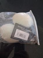 Geluiddempende balletjes voor in de oren van het paard a, Animaux & Accessoires, Chevaux & Poneys | Brides & Harnachement, Enlèvement ou Envoi