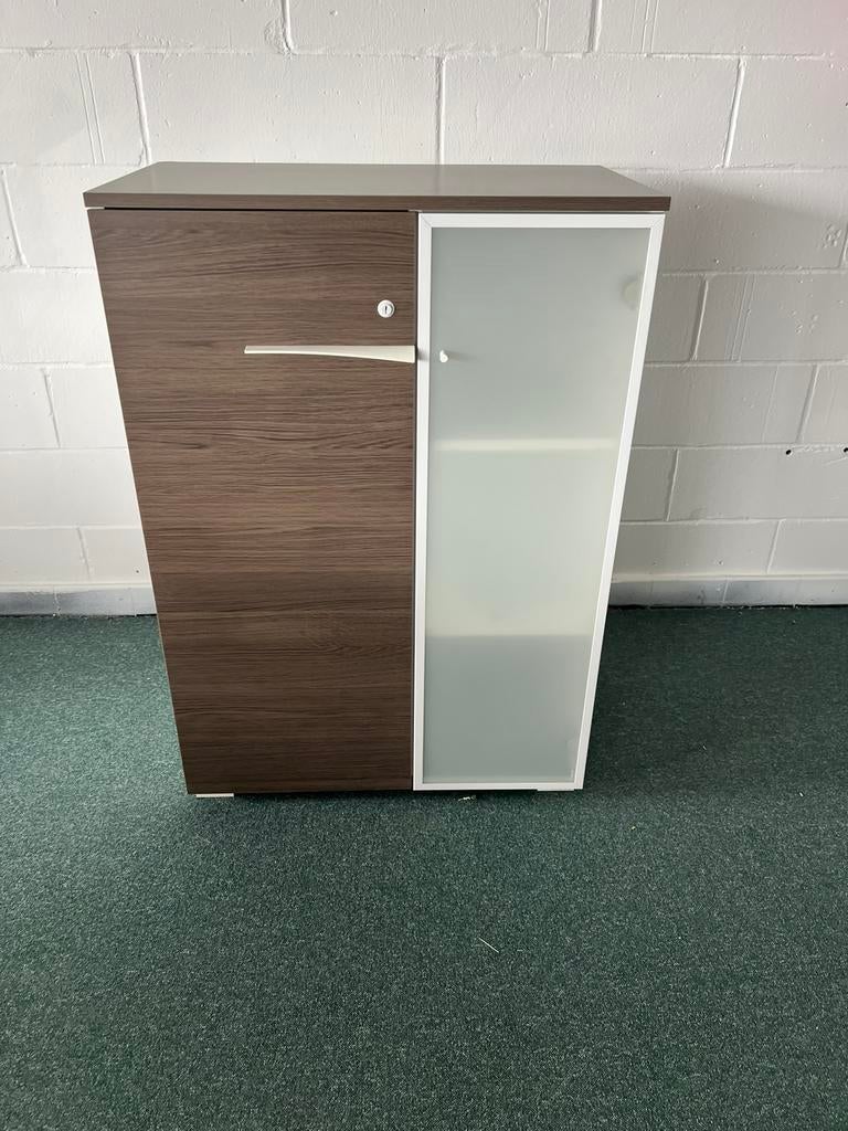 Boekenkast Xenon, Huis en Inrichting, Ophalen, Overige materialen, Met deur(en), 100 tot 150 cm