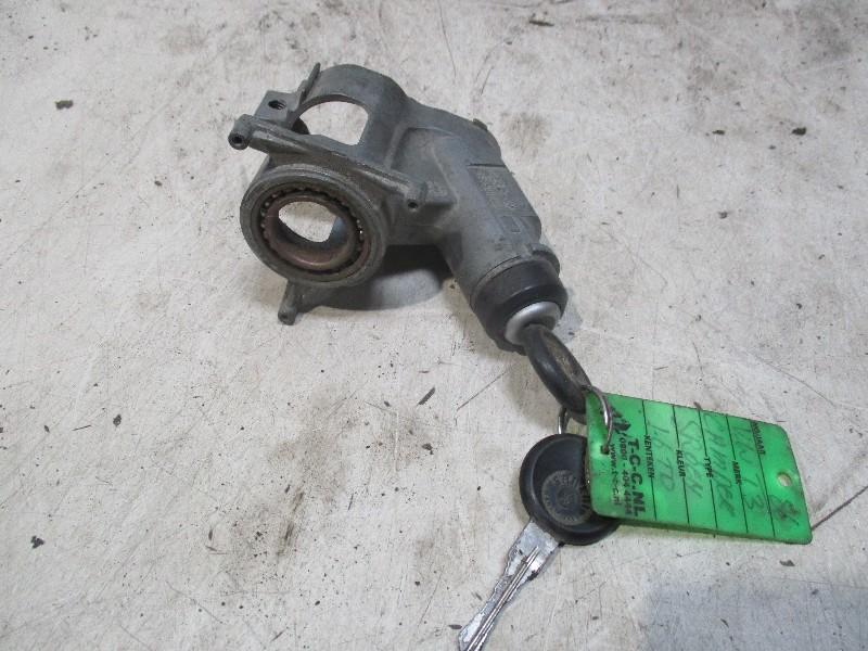 CONTACTSLOT + SLEUTEL Transporter T3 (171-905-851), Gebruikt, Nijverheidstraat 1a 1a
5405 AJ  UDEN, NL, Dhr. R. Verberk, Info@VerberkAutodemontage.nl