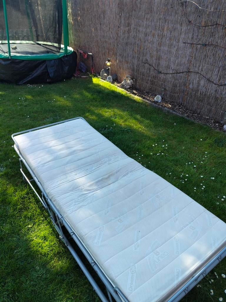 Plooibed of logeerbed, Ophalen, Gebruikt, Eenpersoons