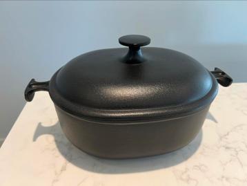 Le Creuset La Mama ovaal 25 cm in heel hoede staat beschikbaar voor biedingen