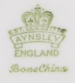 104-delig porseleinen servies van Aynsley (bone China), Enlèvement