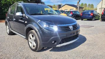 dacia sandero STEPWAY 1.6i wordt GEKEURD AIRCO 2011 beschikbaar voor biedingen