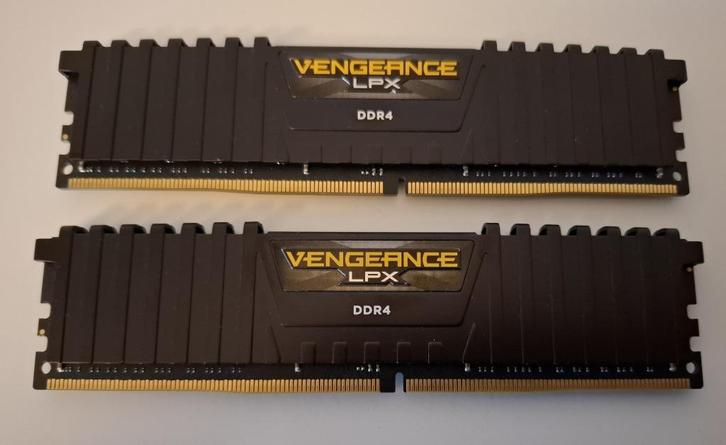 32gb 2400 CL14 ( 2x 16gb kit) Corsair Vengeance LPX, Computers en Software, RAM geheugen, Zo goed als nieuw, Desktop, 32 GB, DDR4