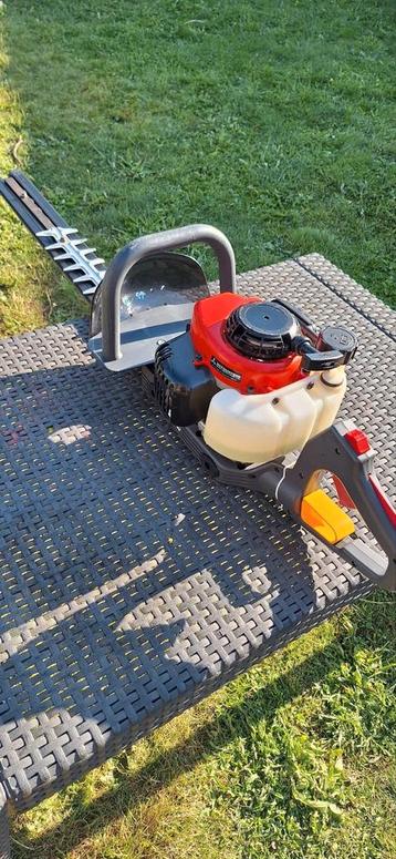 Mitsubishi heggenschaar  beschikbaar voor biedingen