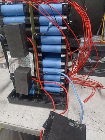 Accu revisie en herstel service  beschikbaar voor biedingen