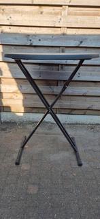 Party Tafel, Ophalen