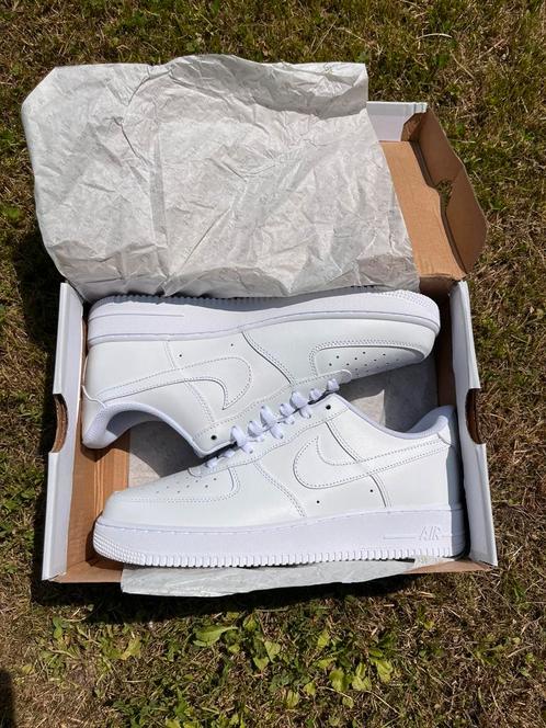 Nieuwe Air Force 1 schoenen in het wit, Kleding | Heren, Schoenen, Nieuw, Sneakers, Wit, Verzenden