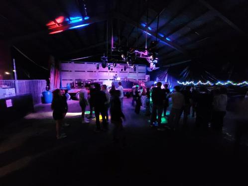 Verhuur -Discobar–geluid-feestverlichting-moving head-DJ, Hobby en Vrije tijd, Feestartikelen | Verhuur, Zo goed als nieuw, Ophalen