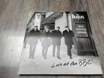 Live at the BBC - The Beatles - 3 LP's + boek .