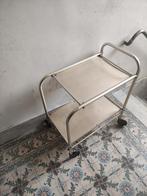 Industrieel metalen karretje, 45 tot 60 cm, Gebruikt, Metaal of Aluminium, Overige vormen