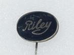 SP1826 Speldje Riley, Verzamelen, Speldjes, Pins en Buttons, Gebruikt, Ophalen of Verzenden