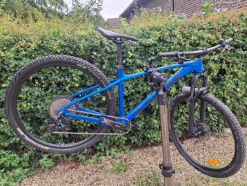 Trek excaliber 8 beschikbaar voor biedingen
