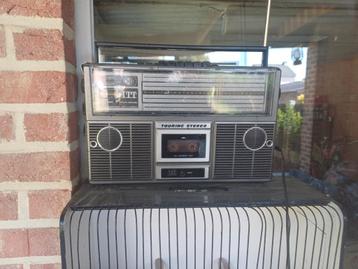 ITT radio cassette  beschikbaar voor biedingen