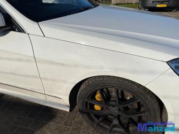 MERCEDES E KLASSE W212 wit 149 rechts voorscherm 2009-2013 beschikbaar voor biedingen
