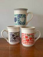 3 vintage keramische bekers van Biltons, Huis en Inrichting, Ophalen, Keramiek, Overige stijlen, Kop(pen) en/of Schotel(s)
