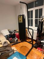 Sac de frappe avec structure (comme neuf), Enlèvement, Comme neuf, Sac de boxe
