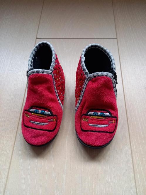 CARS FLASH MC QUEEN rode pantoffels met rits 23, Kinderen en Baby's, Kinderkleding | Schoenen en Sokken, Ophalen of Verzenden