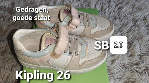 Kipling sneakers met elastische veters en velcrosluiting  26, Kinderen en Baby's, Babykleding | Schoentjes en Sokjes, Zo goed als nieuw