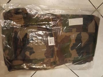 Militaria Franse legerbroek type T4S2  beschikbaar voor biedingen