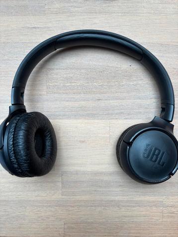 JBL hoofdtelefoon beschikbaar voor biedingen