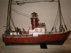Bateau-phare en métal, Sports nautiques & Bateaux, Envoi, Neuf, Intérieur et Coussins