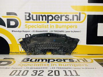 Bumper Onderplaat Mercedes C Klasse W205 Origineel Onderplaa beschikbaar voor biedingen