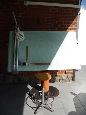 table à dessin professionnelle 1m x 1,70 m 