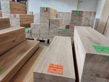 Massief eiken traptreden 40 mm dikte, eiken plateau, stootb. beschikbaar voor biedingen