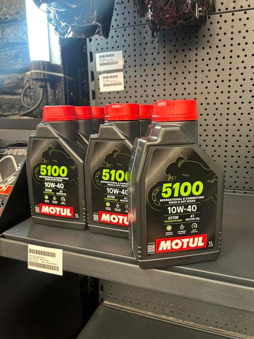 Huile MOTUL 10w40 5100, Autos : Divers, Produits d'entretien