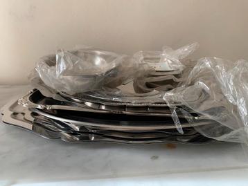 Inox'en plateau 's beschikbaar voor biedingen