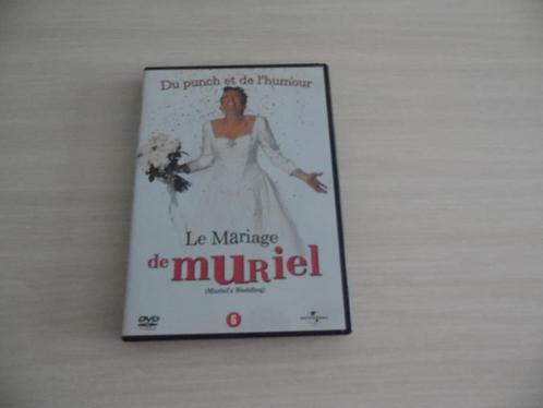 LE MARIAGE DE MURIEL, Cd's en Dvd's, Dvd's | Komedie, Zo goed als nieuw, Romantische komedie, Vanaf 6 jaar, Ophalen of Verzenden