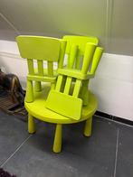 Kindertafel en stoelen, Ophalen, Zo goed als nieuw, Stoel(en)
