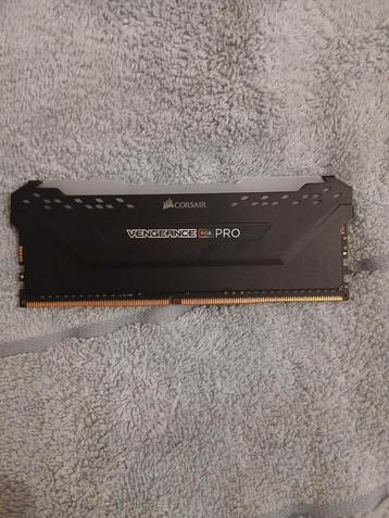 Corsair 1x ram stick ddr4 3200mg beschikbaar voor biedingen