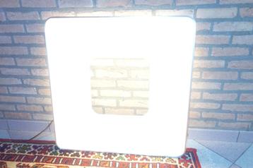 HOOGWAARDIGE VIERKANTE PLAFONDLAMP OF WANDLAMP  75CMX75CM CM beschikbaar voor biedingen